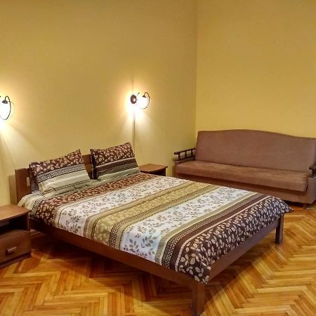 לבוב Apartment On Virmens'Ka Street מראה חיצוני תמונה